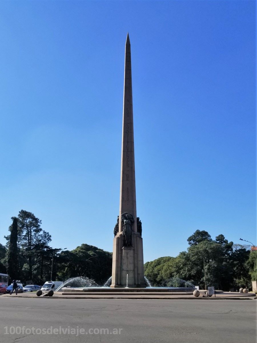 Obelisco a los Constituyentes de 1830
