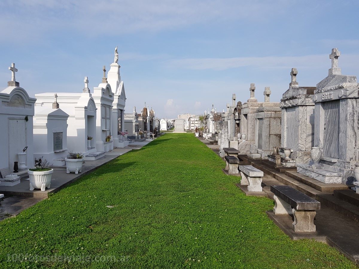 St. Louis Cemetery N° 3