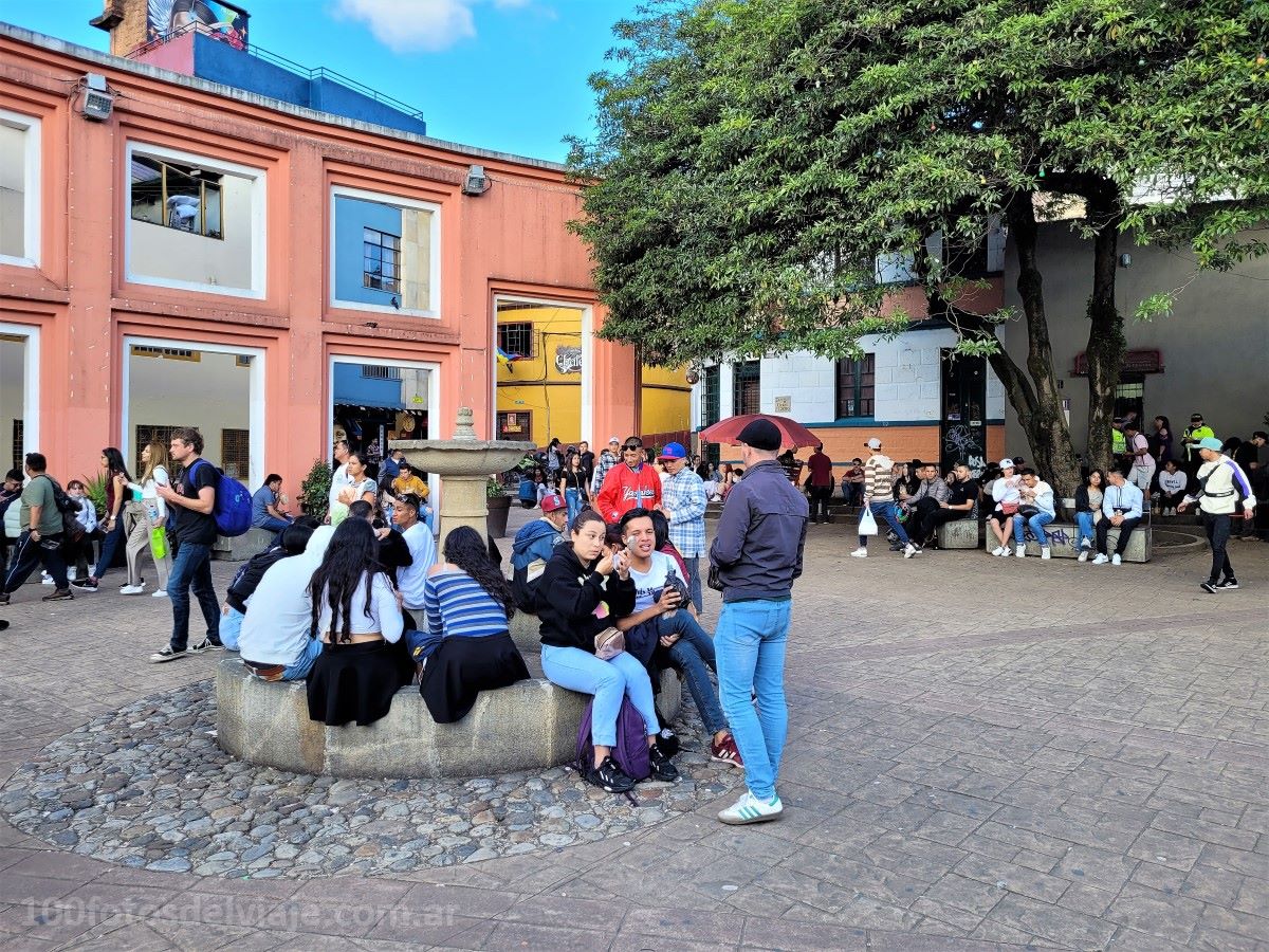 Plaza «El chorro de Quevedo»